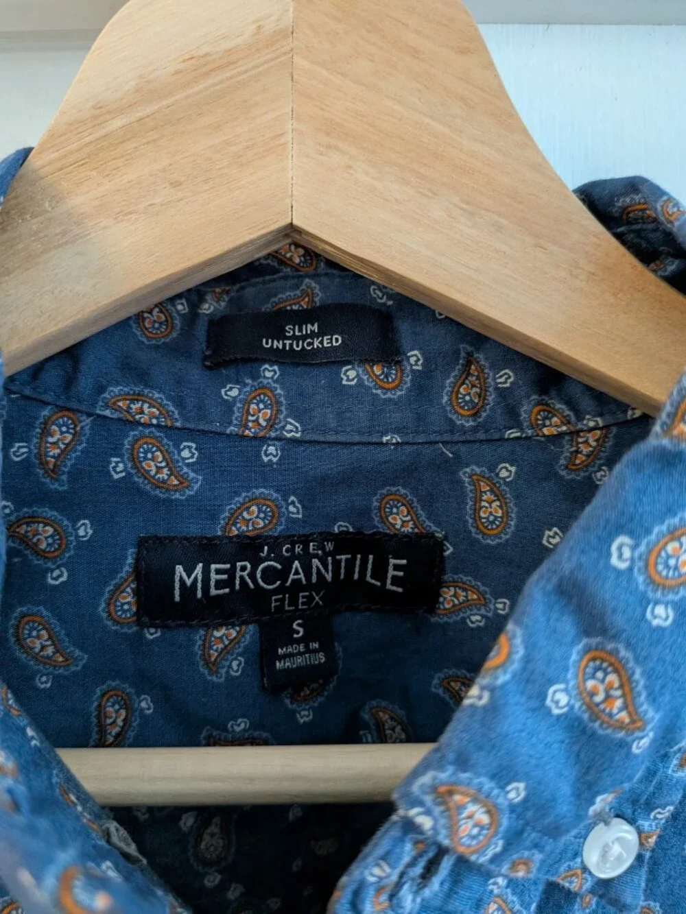 J. Crew Mercantile Slim Untucked Button Down Shirt Paisley